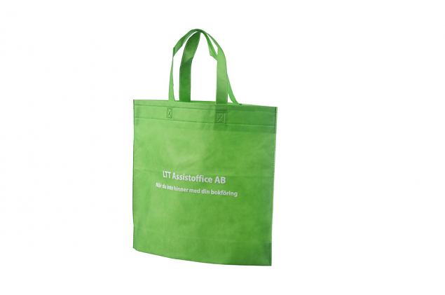 kest�v�t vihre�t non woven kassit omalla logolla 